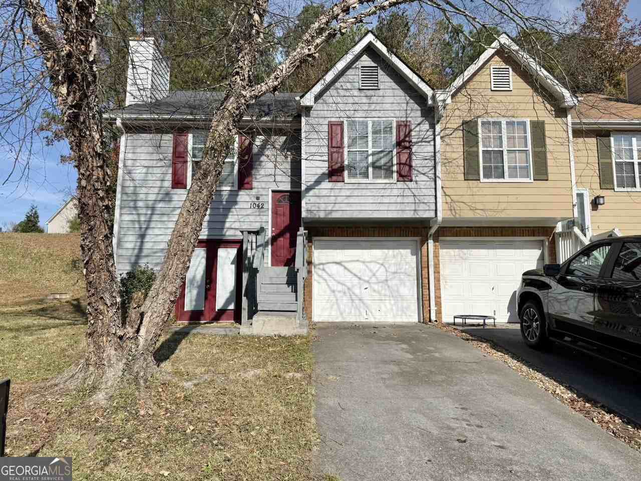 1042 Kennesborough Road Northwest - Photo 2 of 26