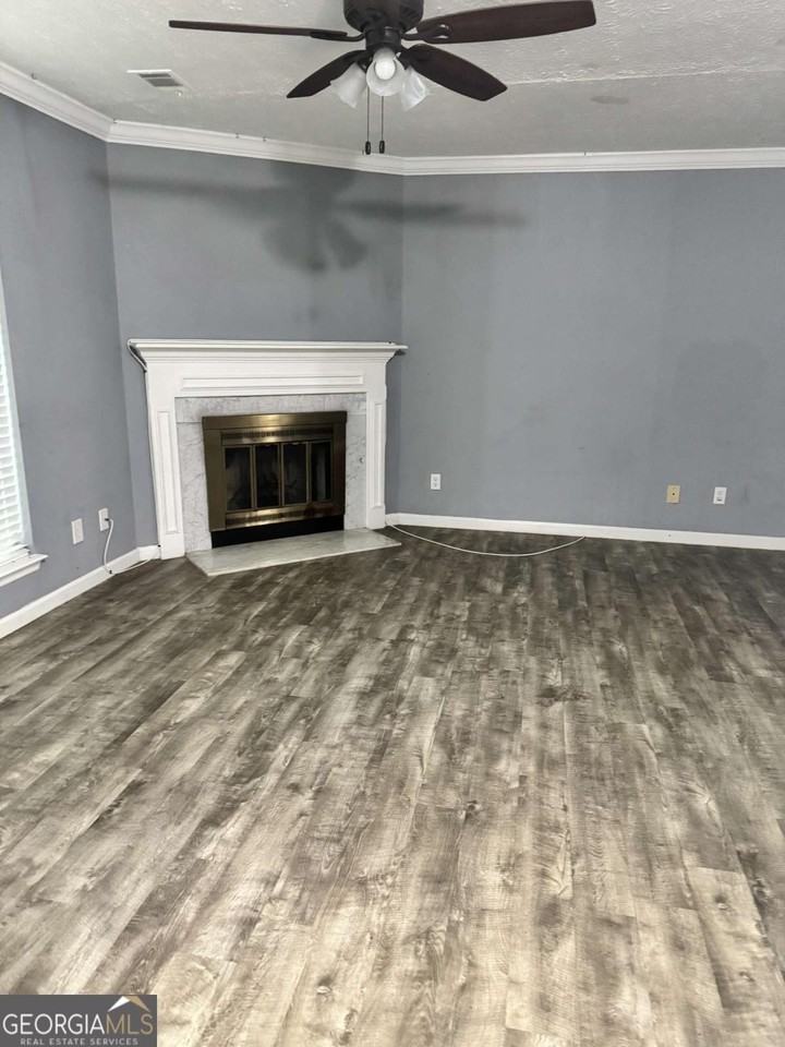 1043 Rock Creek Ln Unit 1043 #1043 - Photo 2 of 14