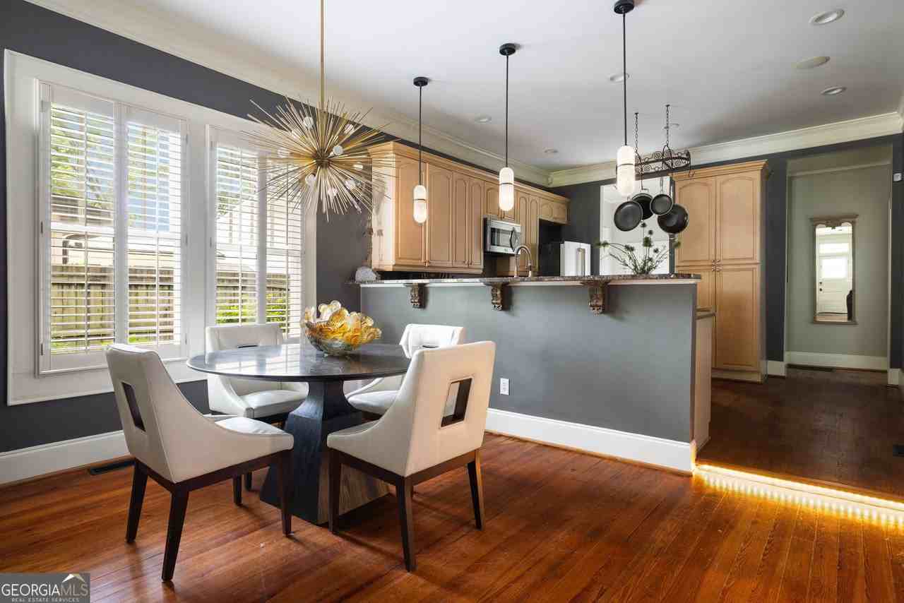 28 Clay St Se - Photo 7 of 33