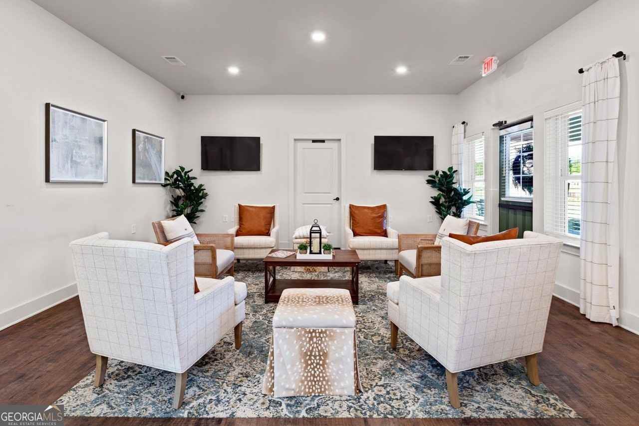 705 Charles Hardy Pkwy Unit 250-T #250T - Photo 5 of 30