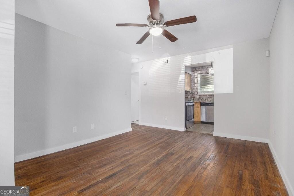 561 Formwalt Street Southwest #9 - Photo 7 of 18