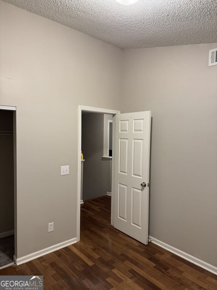 449 Kara Ln - Photo 4 of 4