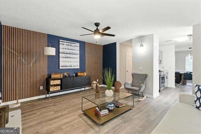 1524 Springleaf Circle Southeast - Photo 4 of 20