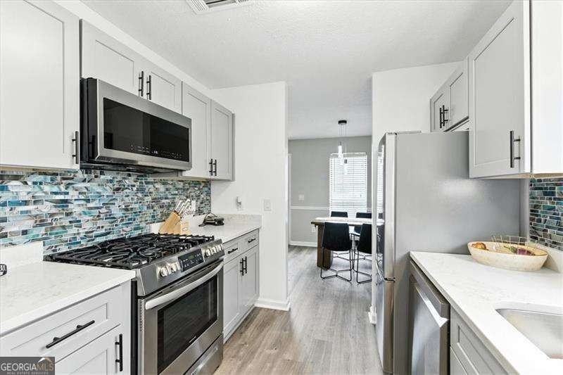 1524 Springleaf Circle Southeast - Photo 6 of 20