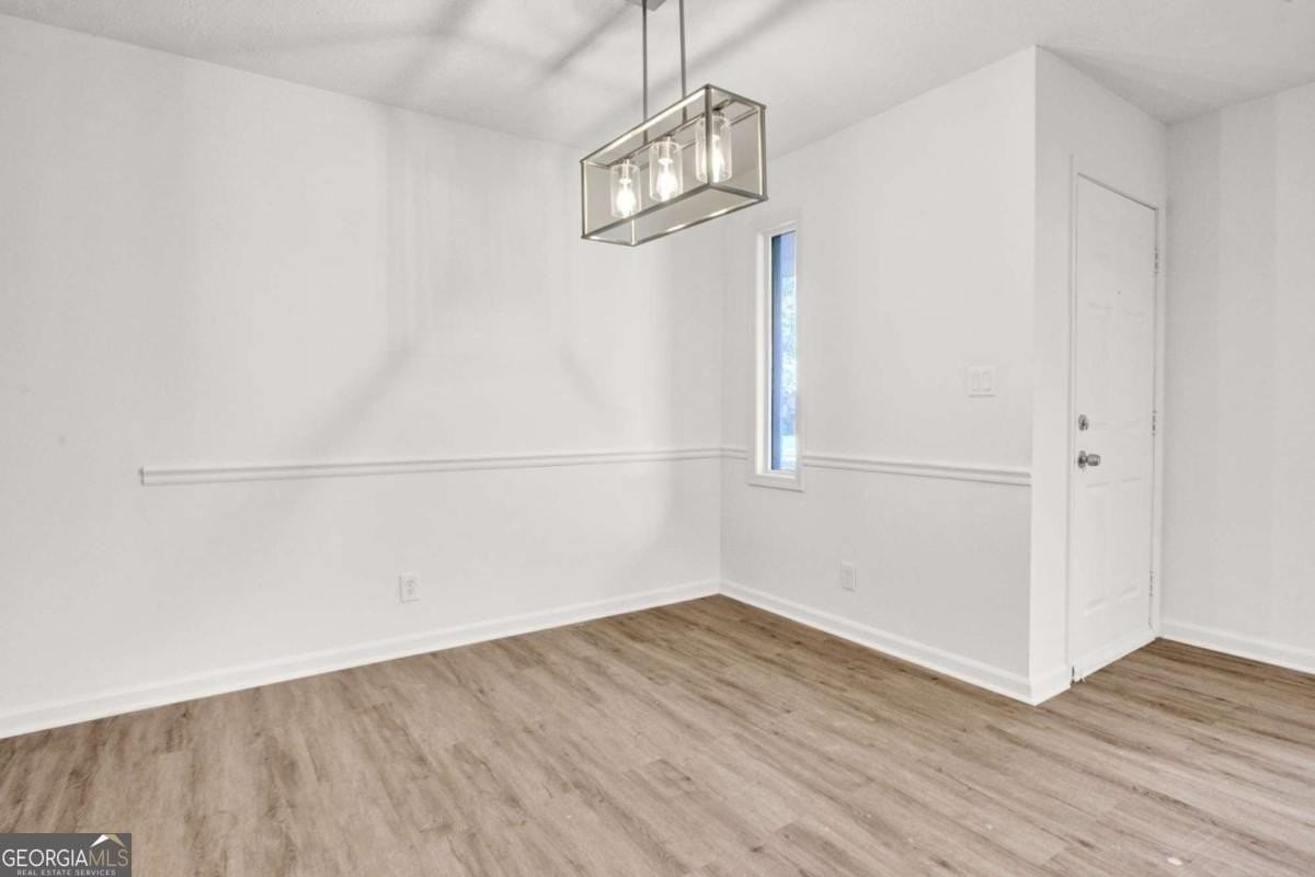 1010 Mathews Court #A - Photo 5 of 17