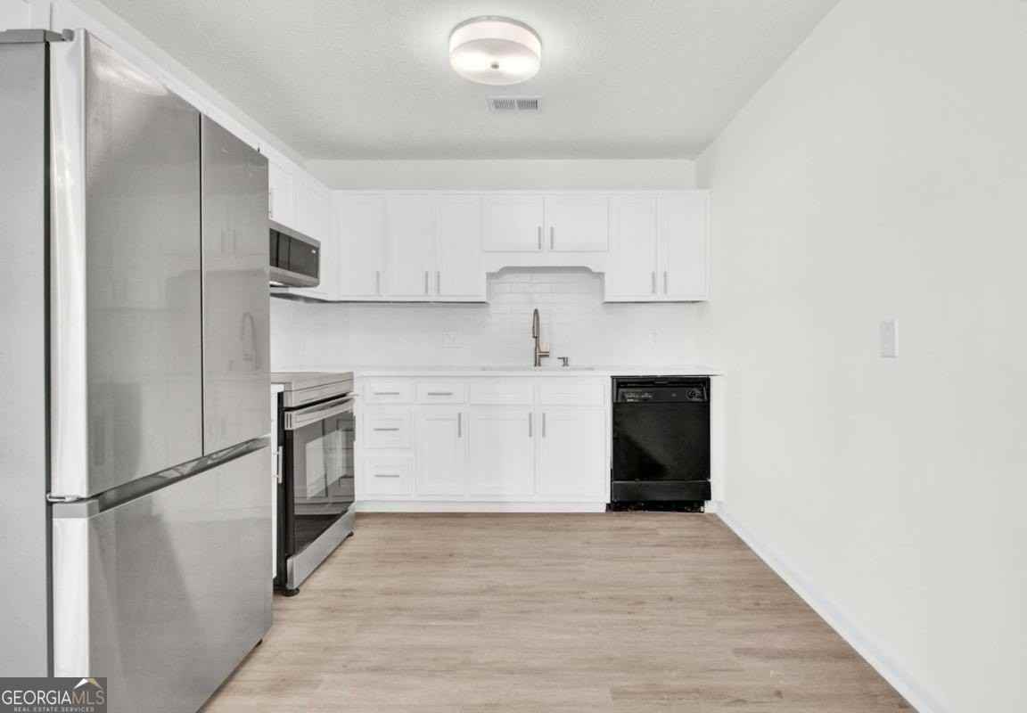 1010 Mathews Court #A - Photo 6 of 17