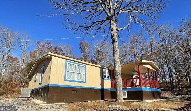 6225 Lollis Creek Rd - Photo 2 of 36