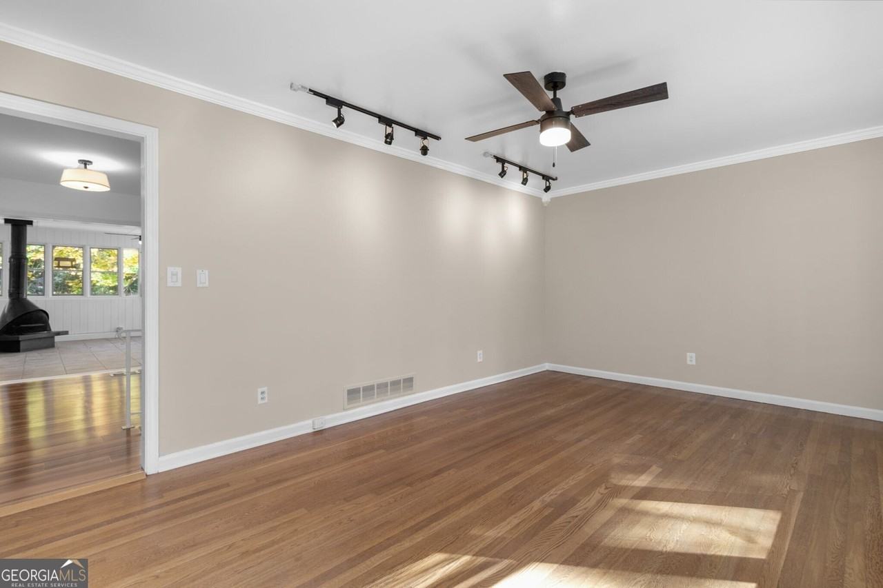 2958 Harcourt Drive #1 - Photo 6 of 32