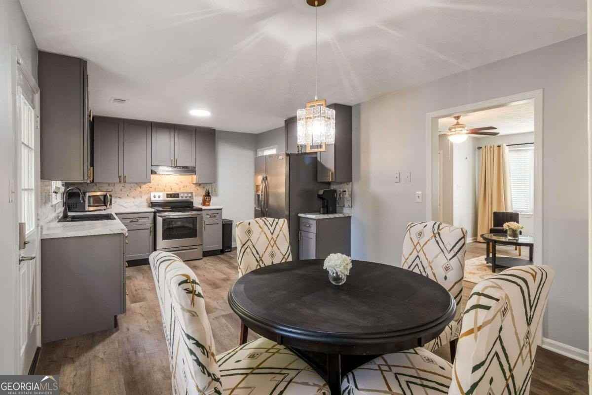 145 Mountain View Cir - Photo 2 of 6