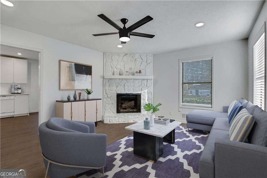 1000 Mathews Court #B - Photo 3 of 41