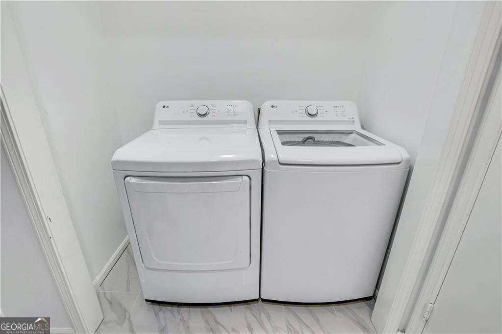 1000 Mathews Court #B - Photo 5 of 41