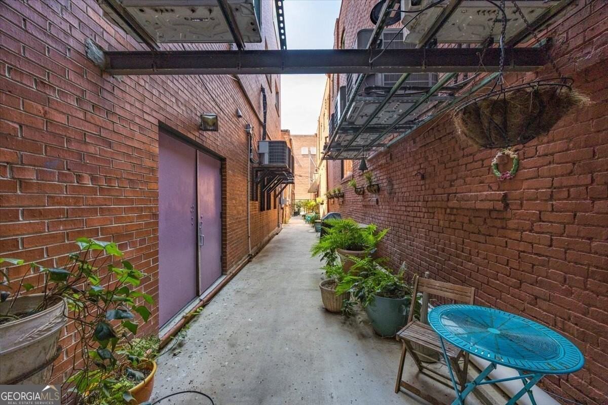 522 Cherry Street #102