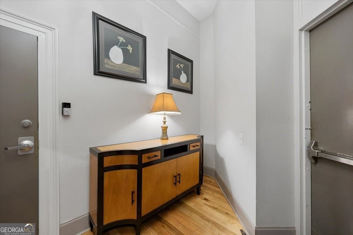 522 Cherry Street #102 - Photo 3 of 17