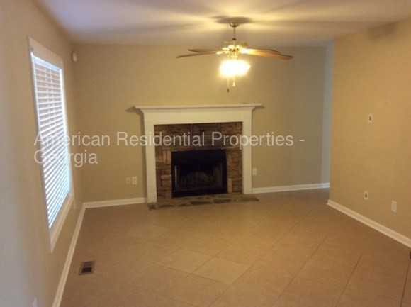 710 Ridgewood Way - Photo 3 of 12