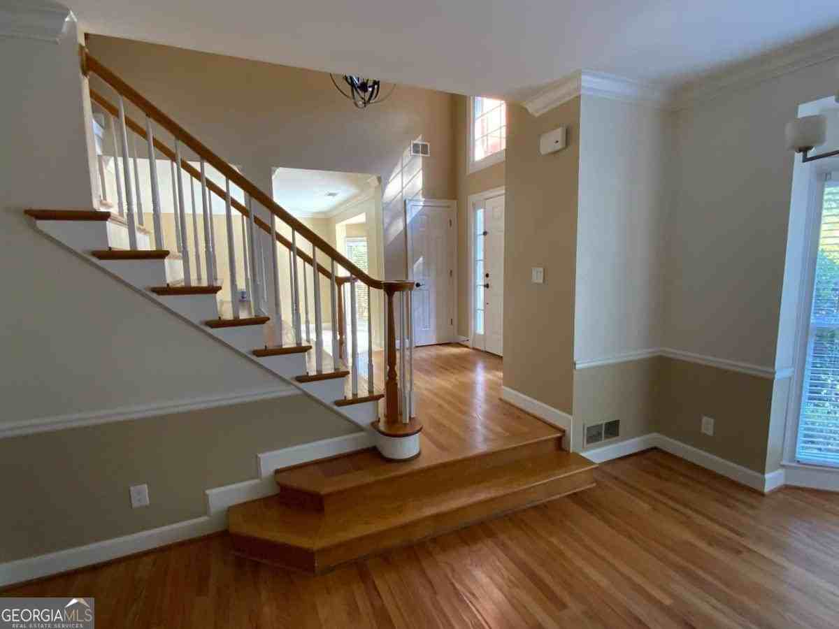 165 Kiveton Park Drive - Photo 4 of 24