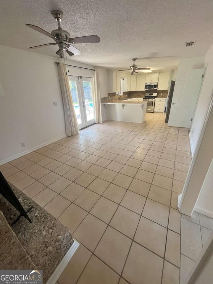 500 Rivera Dr - Photo 7 of 26