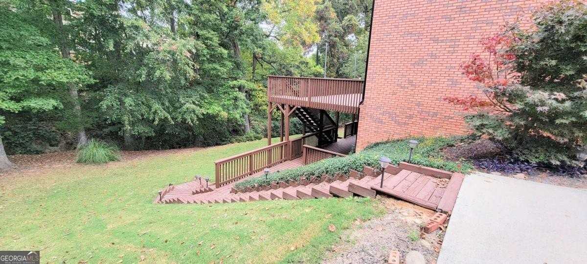 3595 Greenside Ct Unit B #B - Photo 5 of 32