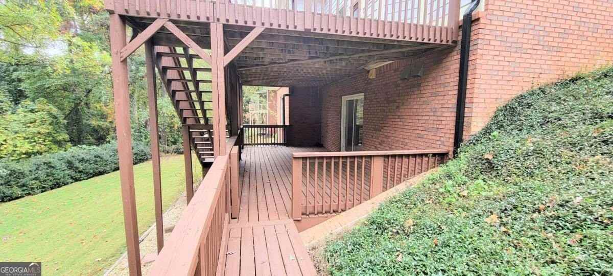 3595 Greenside Ct Unit B #B - Photo 6 of 32