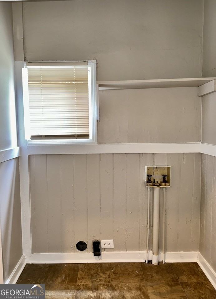 83 Elm Street - Photo 7 of 13