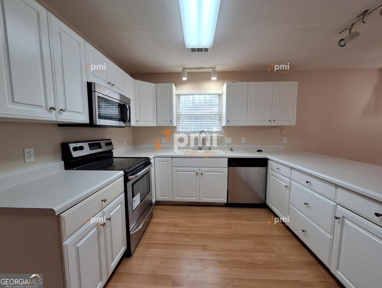 204 Westcliff Center St - Photo 2 of 16