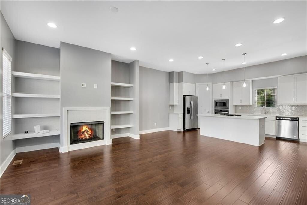 743 Taylor Ct Ne #0 - Photo 4 of 50