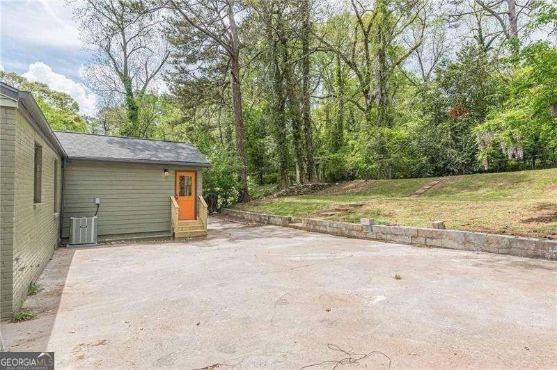 525 Rosemont Drive - Photo 6 of 49