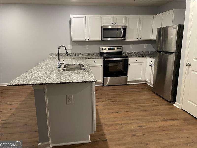 38 Oxford Ln - Photo 5 of 25