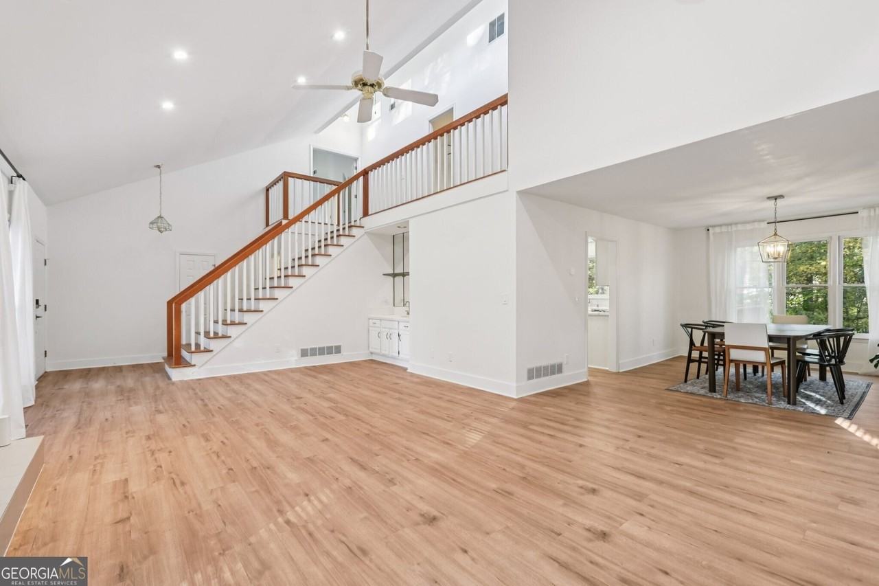 10630 Timberstone Rd - Photo 6 of 46