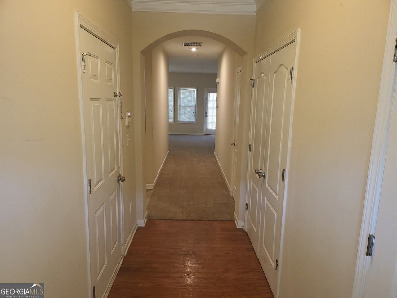 91 Meeting Place Road - Photo 5 of 18