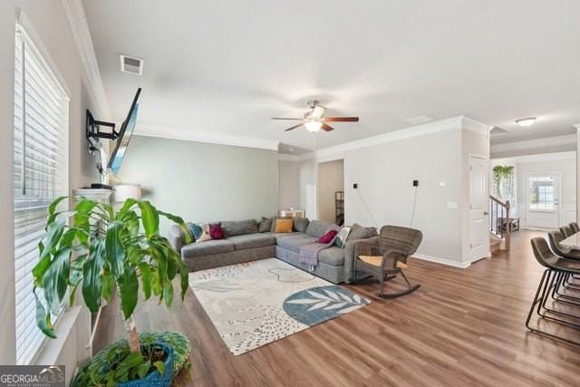 5389 Burrus Lane - Photo 4 of 19