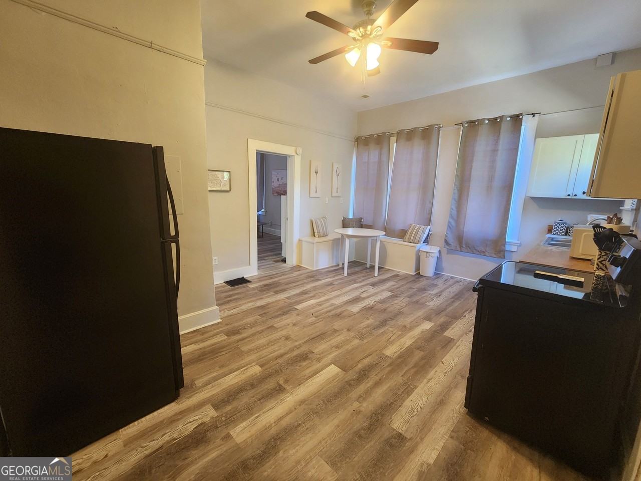 917 Oakview Ave Apt 5 #5 - Photo 4 of 15