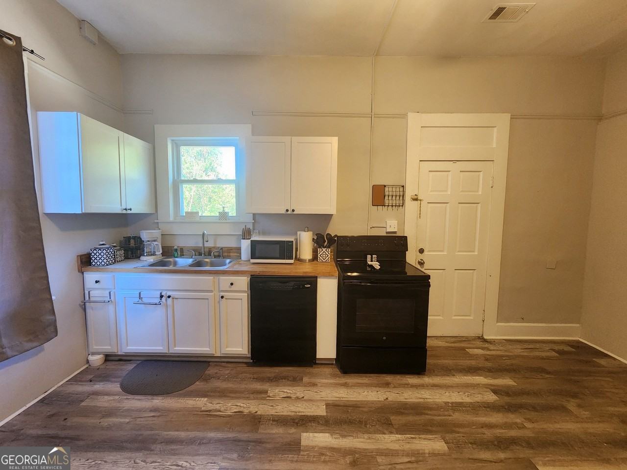 917 Oakview Ave Apt 5 #5 - Photo 6 of 15