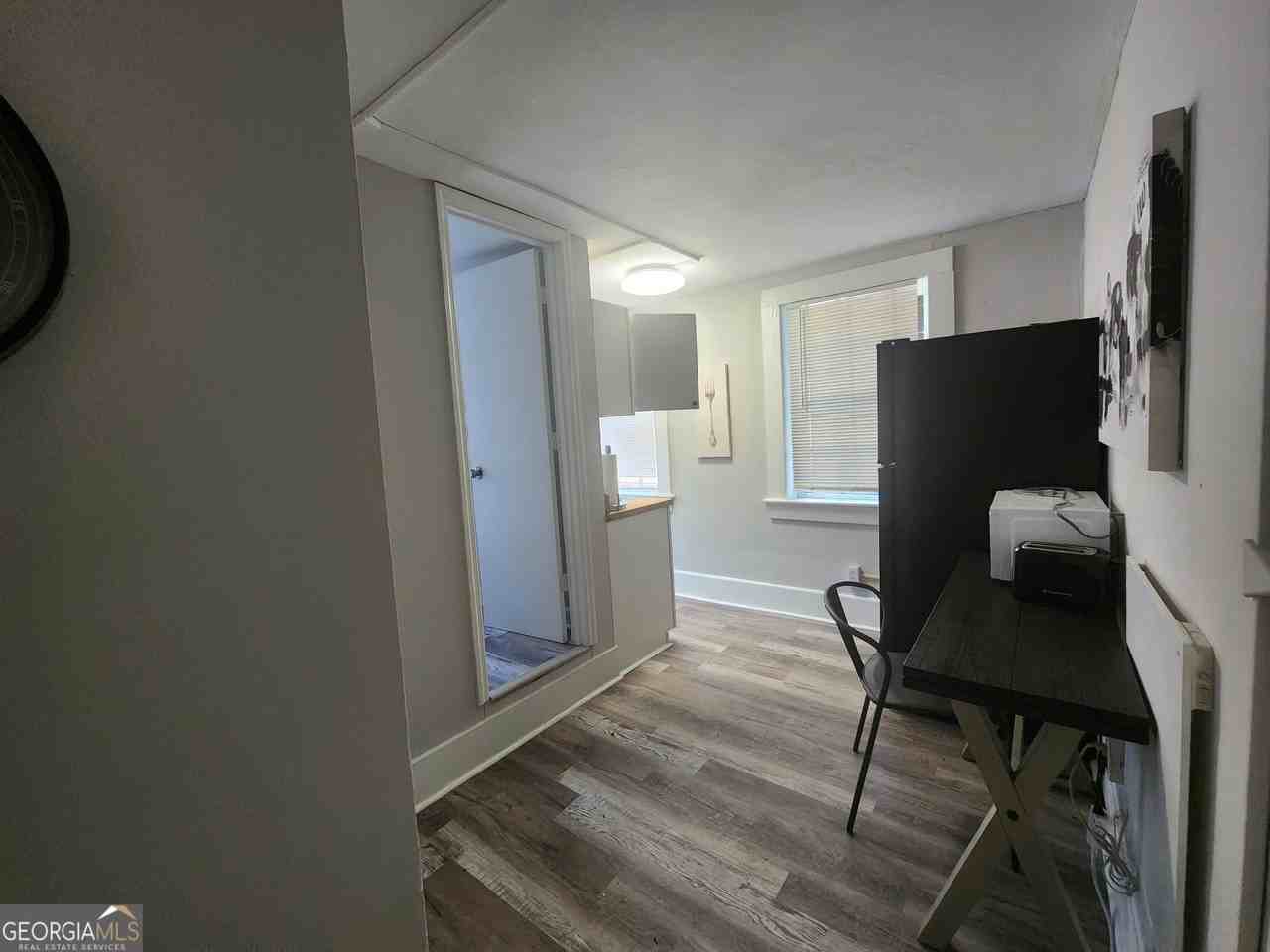 917 Oakview Ave Apt 6 #6 - Photo 4 of 13