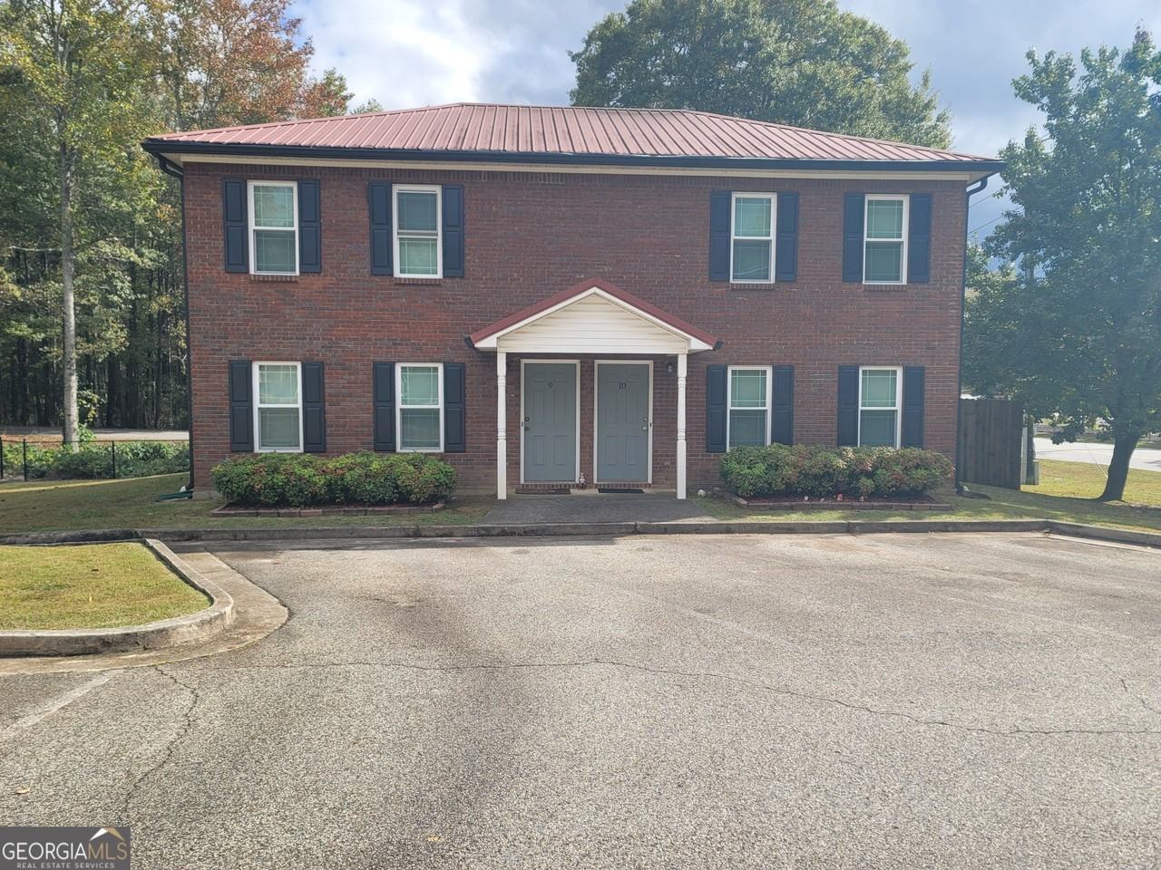 160 2nd Street #TH9 - Photo 4 of 50