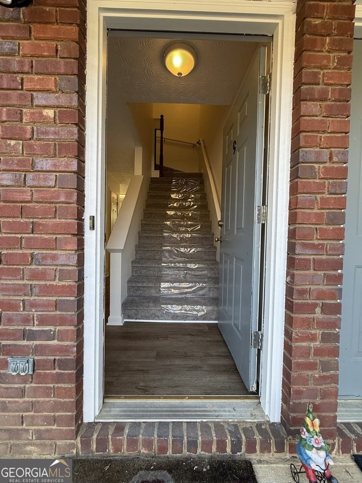 160 2nd Street #TH9 - Photo 5 of 50