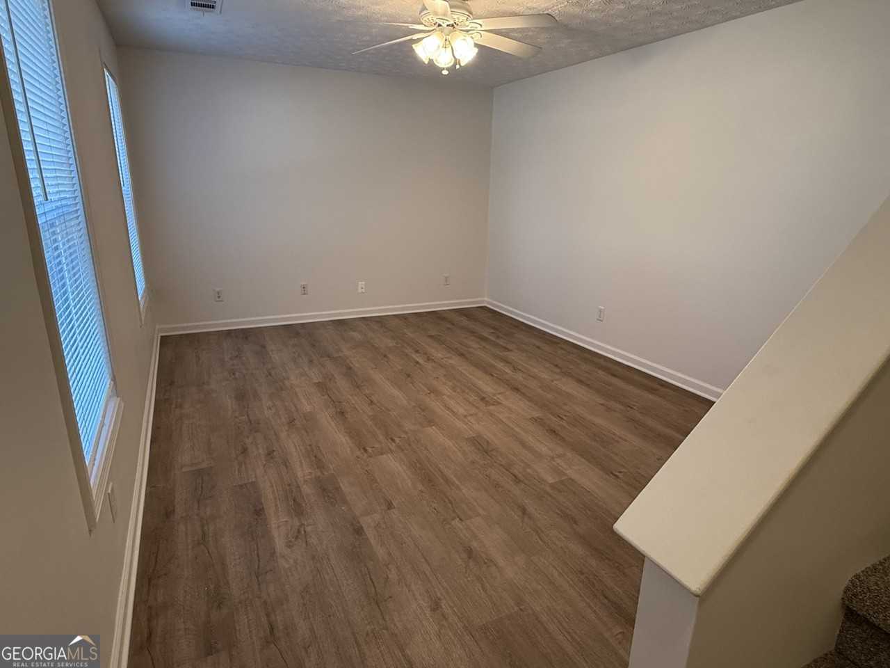 160 2nd Street #TH9 - Photo 6 of 50