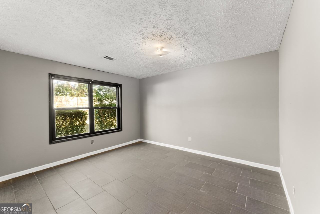 59 Sloan St Apt A #A - Photo 3 of 13