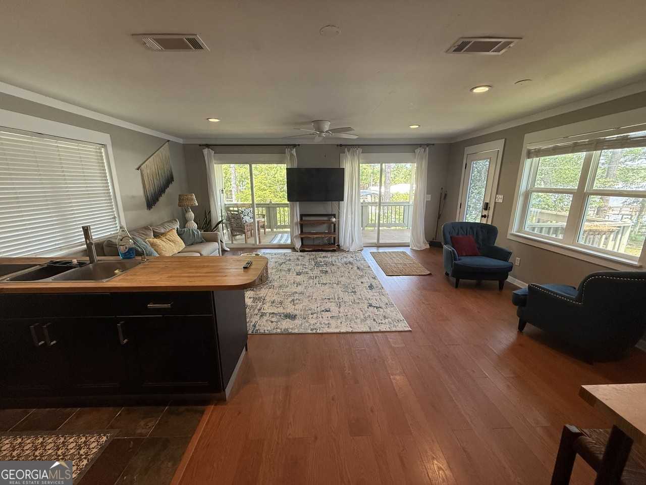 319 Crooked River Drive - Photo 2 of 7