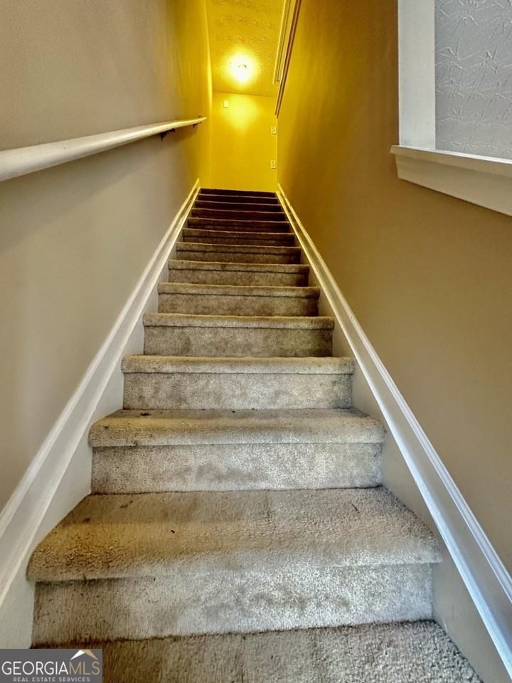 658 Kenridge Way - Photo 7 of 16