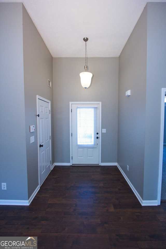 413 Vista Way - Photo 3 of 28