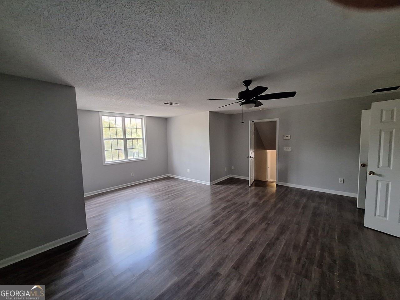 5633 Rutland Drive - Photo 2 of 11