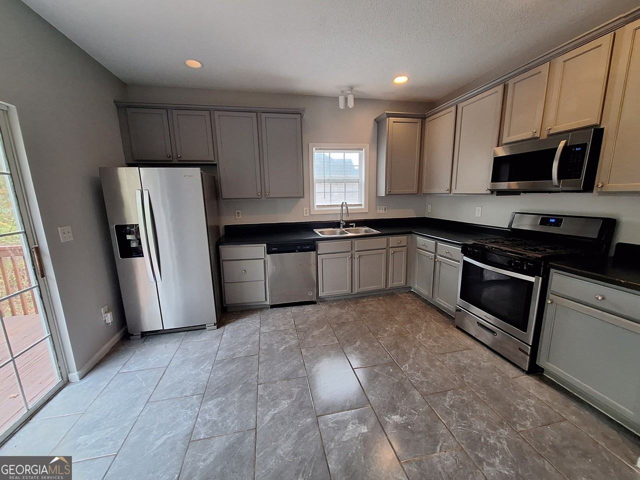 5633 Rutland Drive - Photo 4 of 11