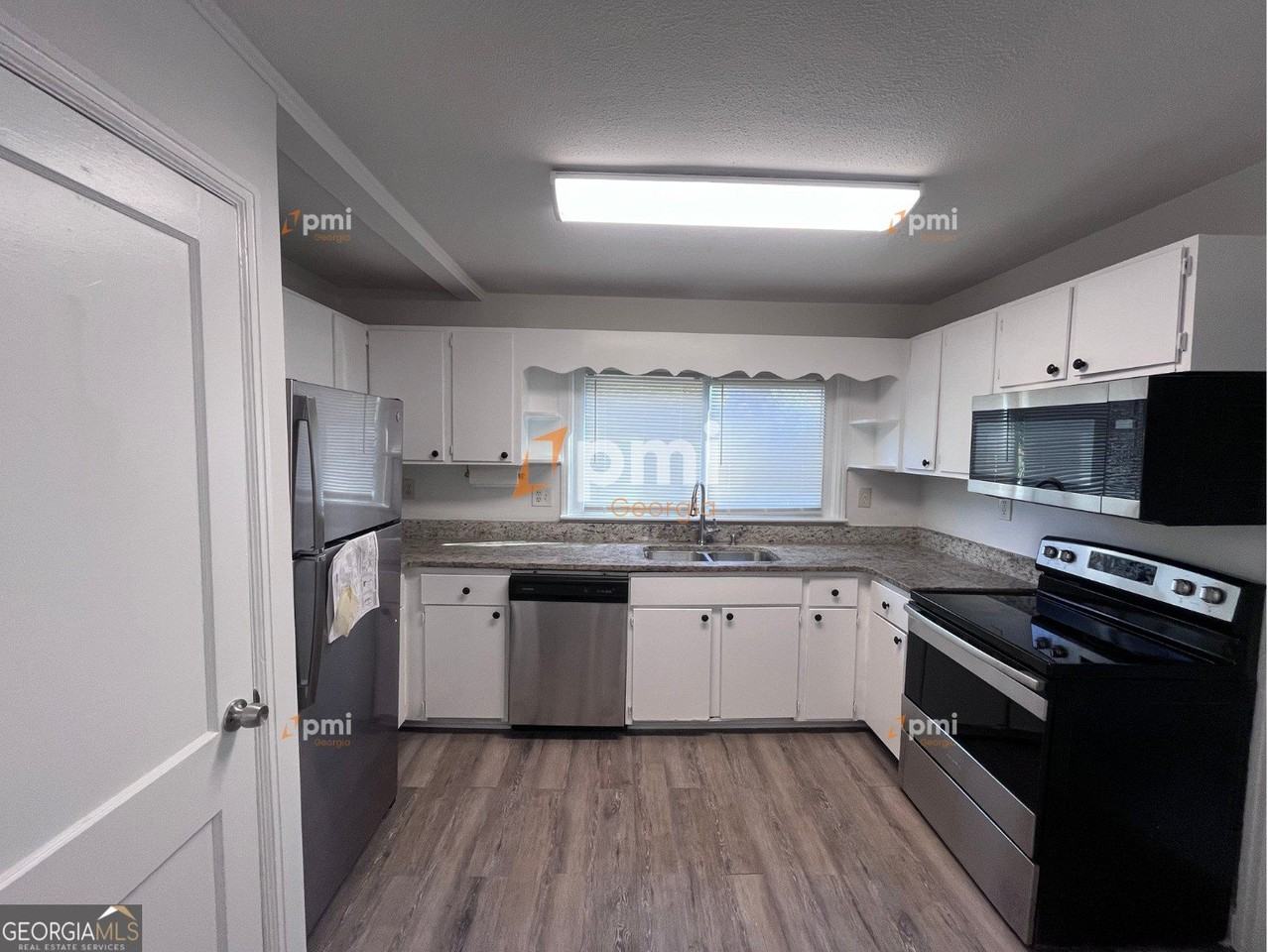 413 Hilltop Circle Ext Sw - Photo 2 of 12