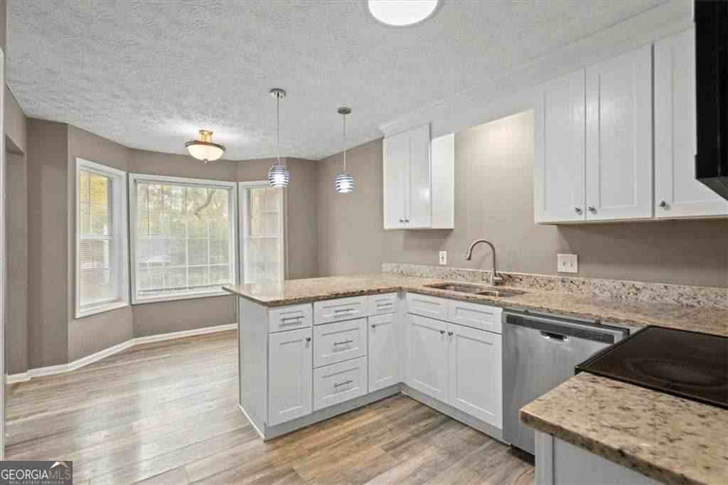 326 Farm Place Ct Ne - Photo 3 of 11