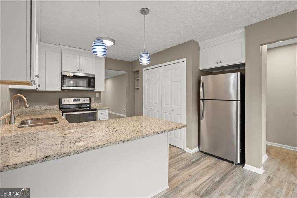 326 Farm Place Ct Ne - Photo 4 of 11