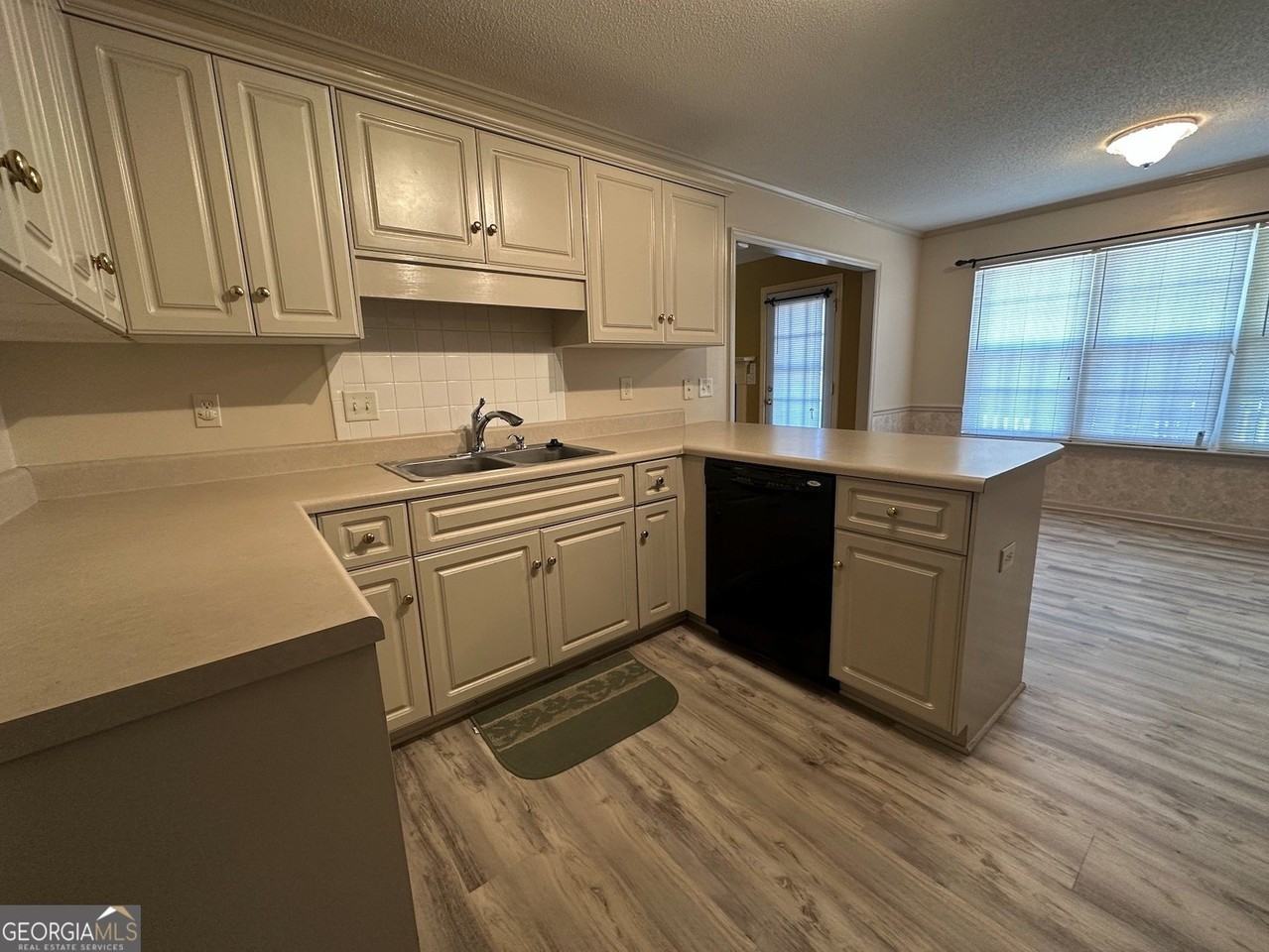 1824 Claystone Way - Photo 3 of 5