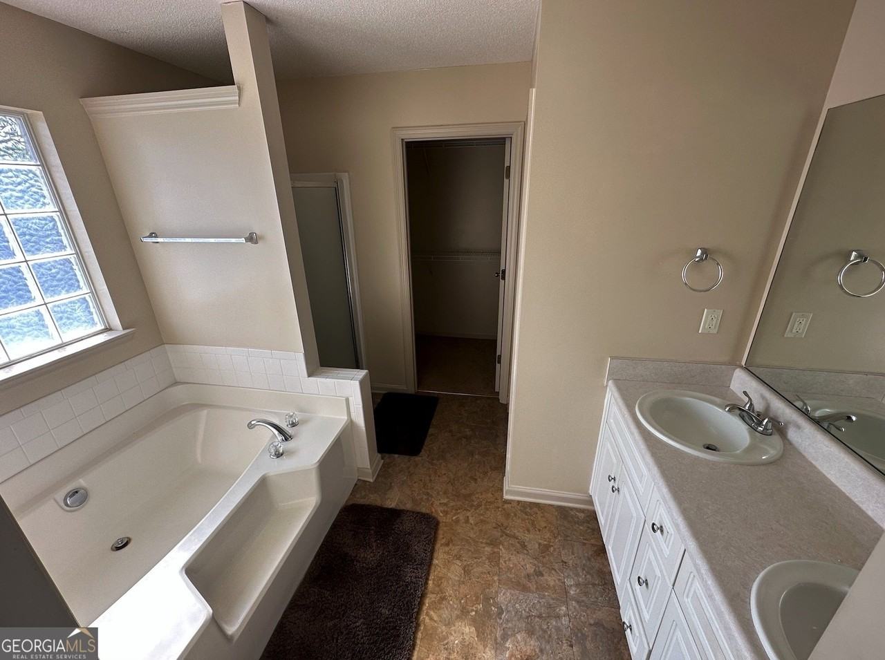 1824 Claystone Way - Photo 4 of 5