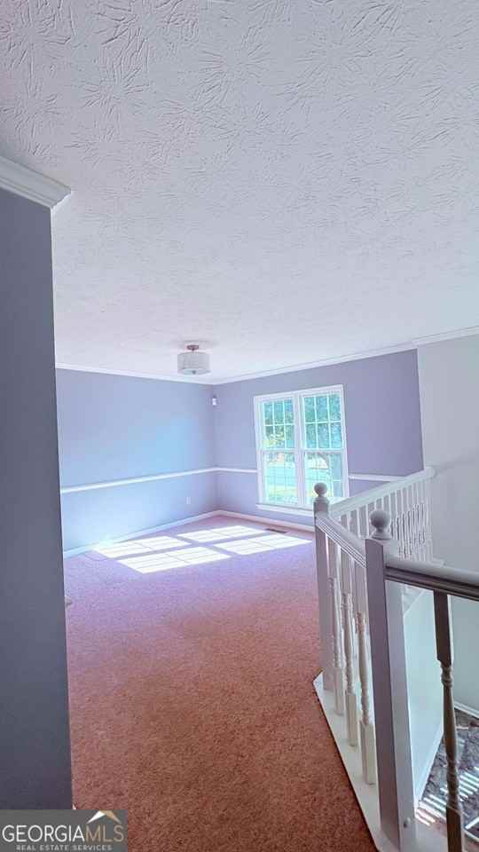 221 Heathrow Dr - Photo 3 of 5