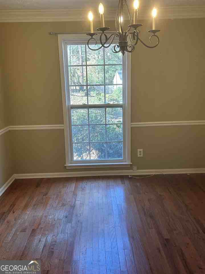 2051 Bishop Creek Drive Northeast - Photo 7 of 27