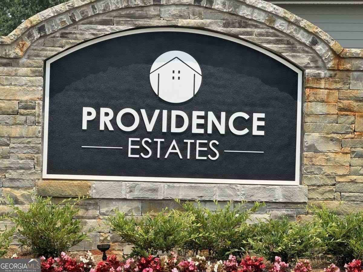 15 Warwick Ct - Photo 2 of 43